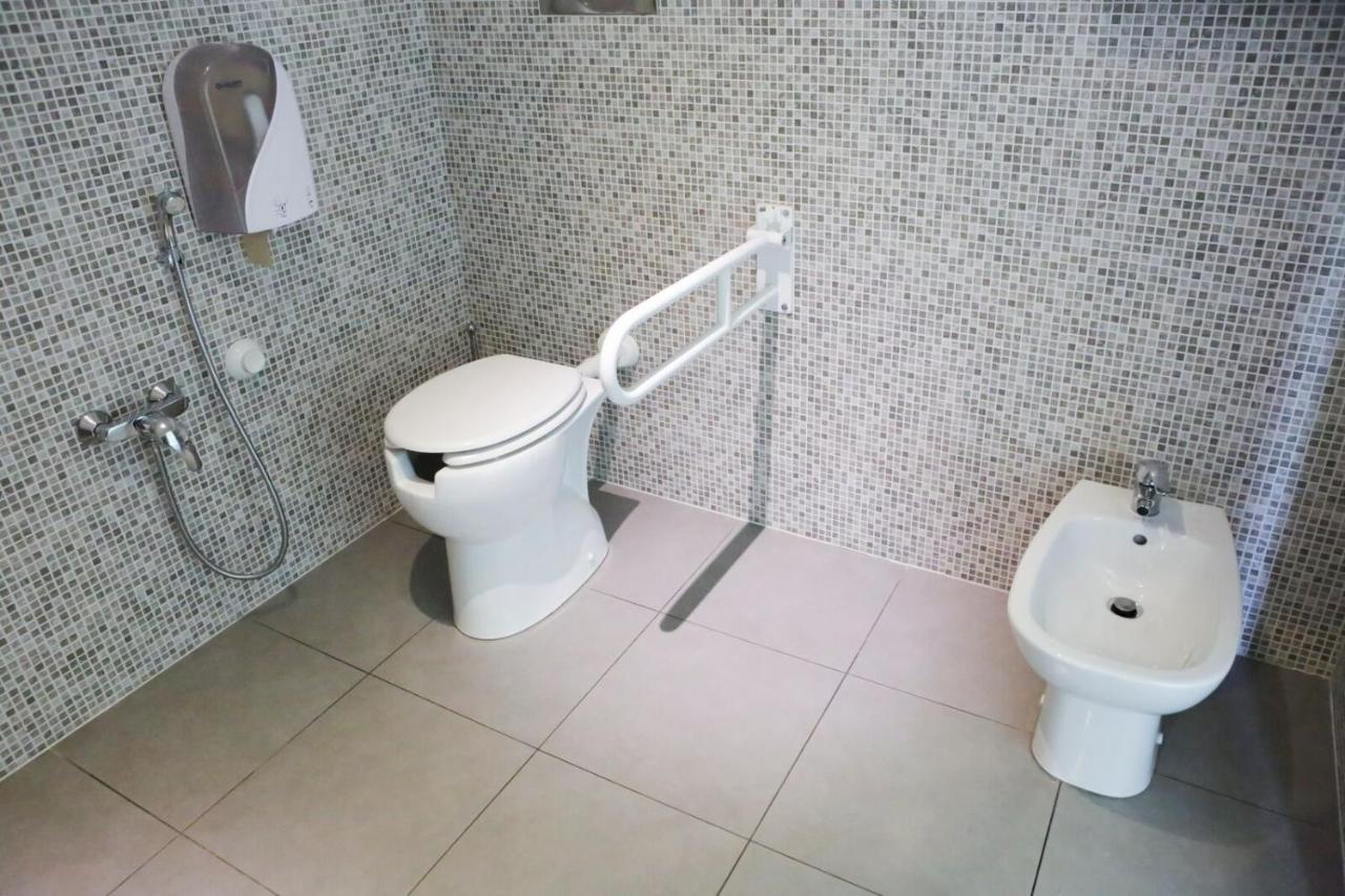 Meet Gardalake Hostel