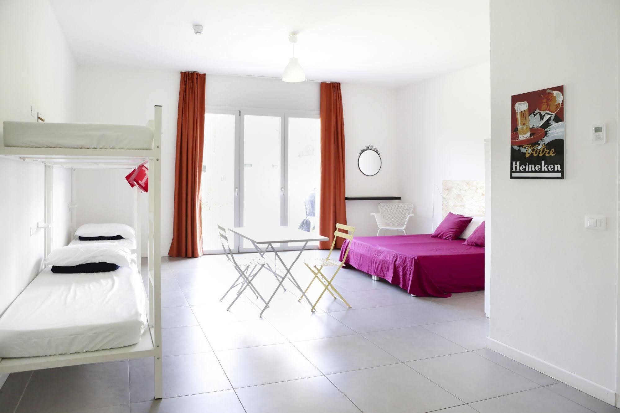 Auberge de jeunesse Meet Gardalake Peschiera del Garda